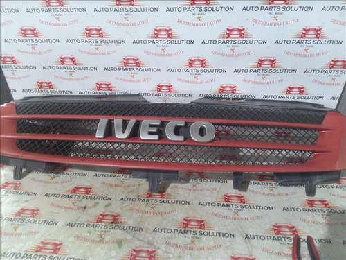 Grila bara fata IVECO DAILY an fabr. 2009