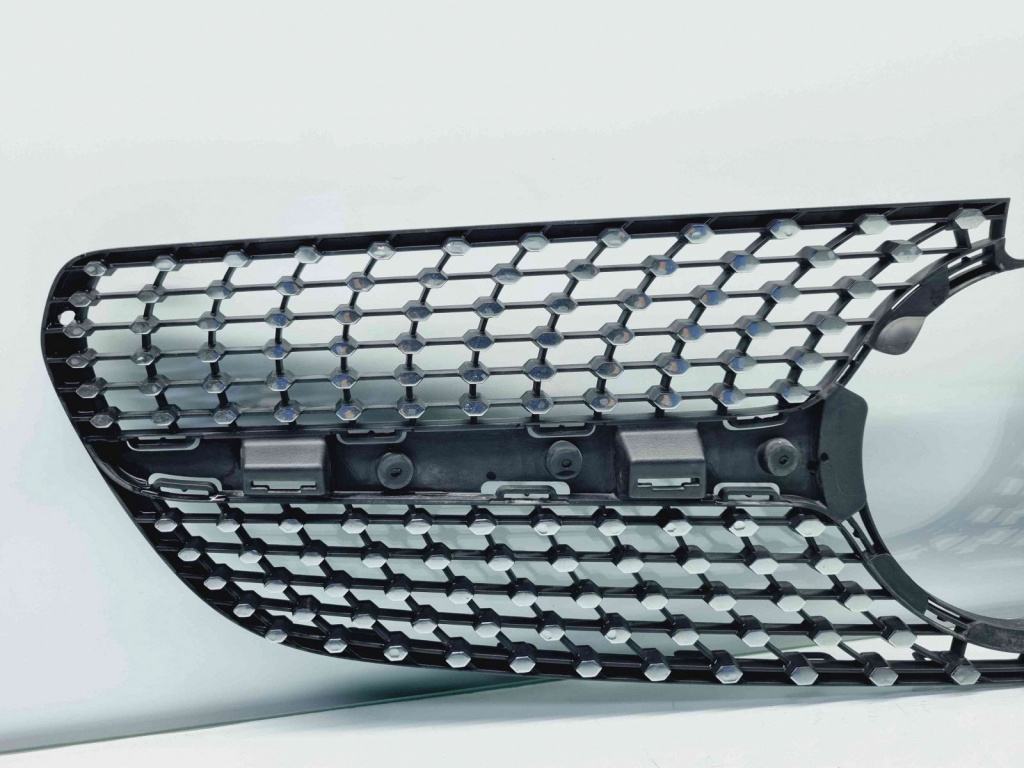 Grila bara fata Mercedes Clasa E Coupe (C238) Facelift [Fabr 2020-2023] A2388880400