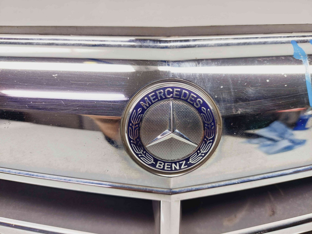 Grila bara fata Mercedes Clasa E (W212) [Fabr 2009-2016] A2128800183