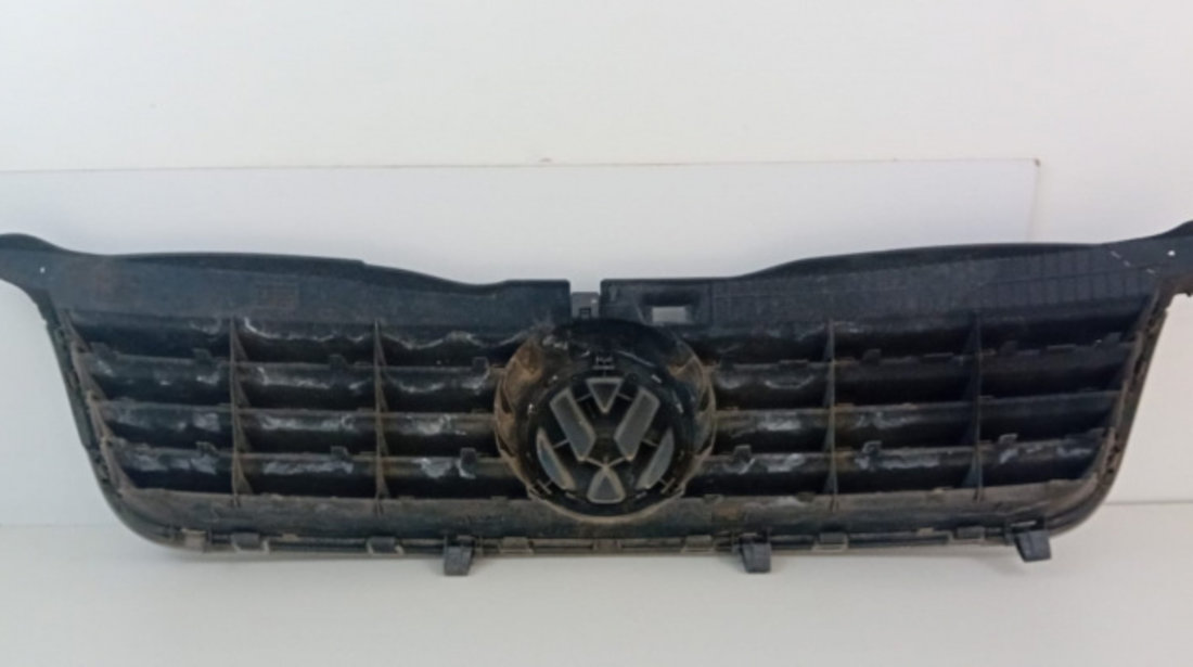 Grila bara fata Passat B5.5 cu o fisură cod 3B0853651L Volkswagen VW Passat B5.5 [facelift] [2000 - 2005]