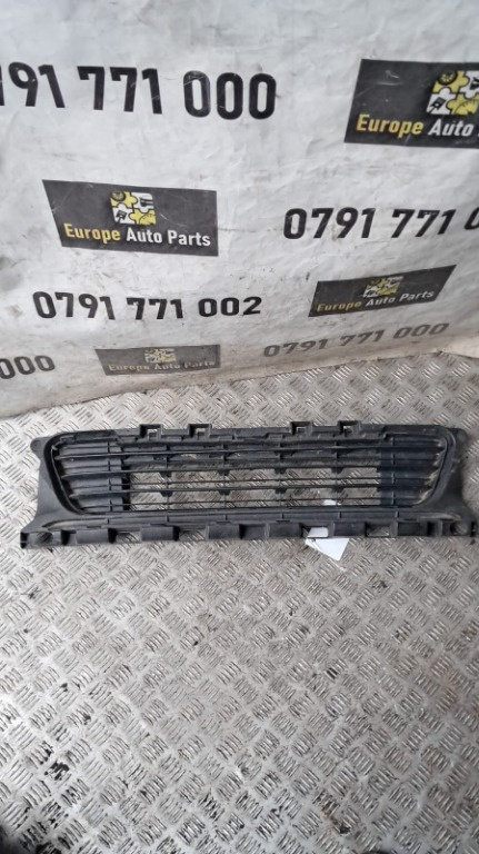 Grila bara fata Peugeot 308 T9 1.5 HDI YHZ an 2019 cod 9818645580