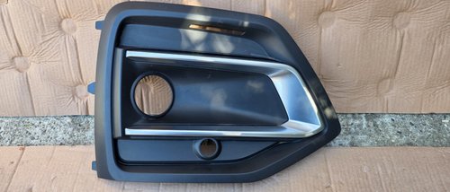 Grila bara fata / proiector dreapta AUDI Q5 Fy Facelift 2021 2022 2023 2024