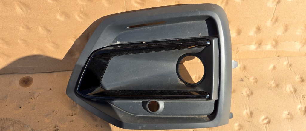 Grila bara fata / proiector stanga AUDI Q5 Fy Facelift 2021 2022 2023 2024