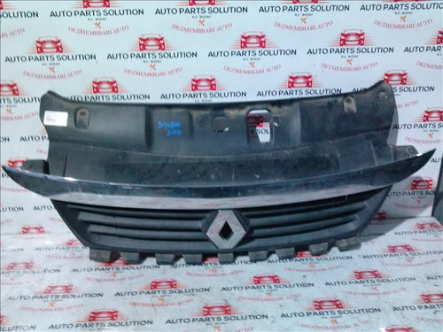 Grila bara fata RENAULT CLIO an fabr. 2010