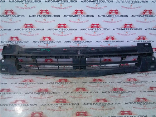 Grila bara fata RENAULT TRAFIC an fabr. 2009