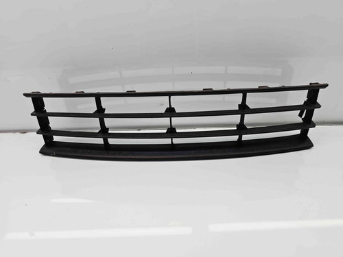 Grila bara fata Skoda Octavia 2 Combi (1Z5) [Fabr 2004-2013] Facelift 1Z0853677C
