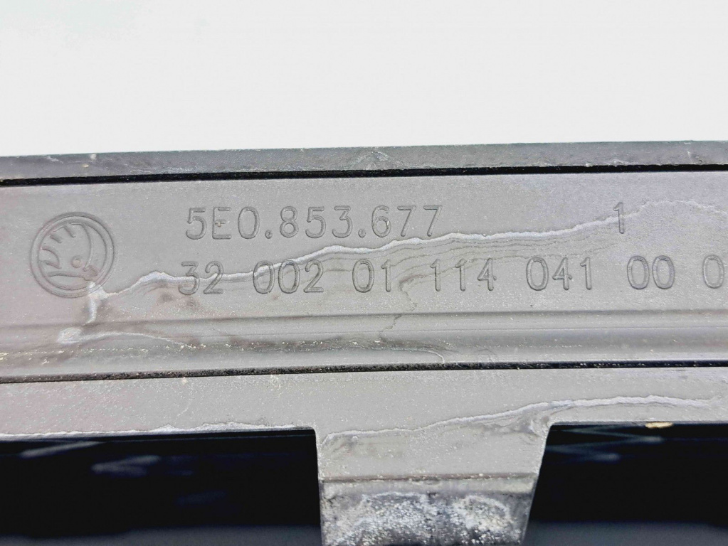 Grila bara fata Skoda Octavia 3 (5E3) [Fabr 2012-2020] 5E0853677