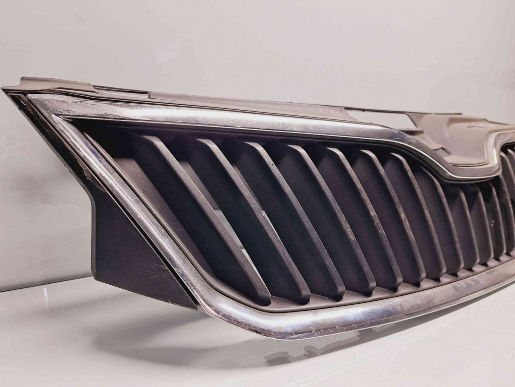 Grila bara fata Skoda Rapid (NH3) [Fabr 2012-2019] 5JA853668