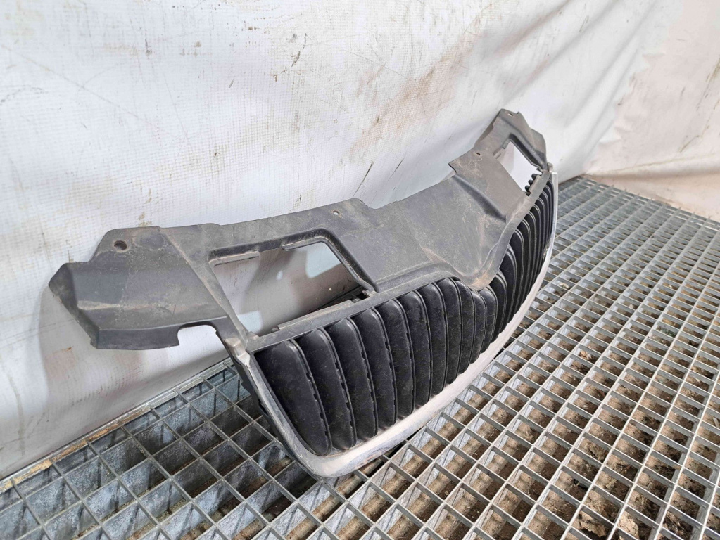 Grila bara fata Skoda Roomster (5) [Fabr 2006-2015] 5J0853668A