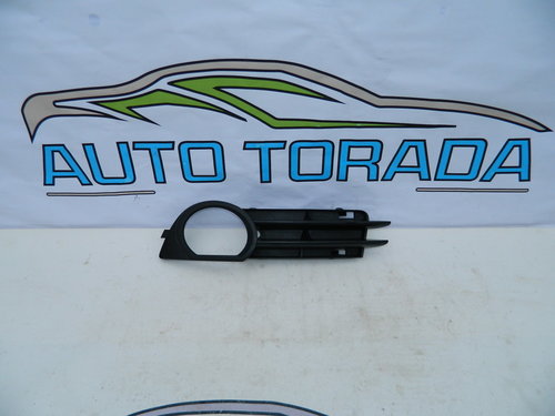 Grila Bara Fata Stanga Am Audi A3 8P 2004-2008 8P4807681B