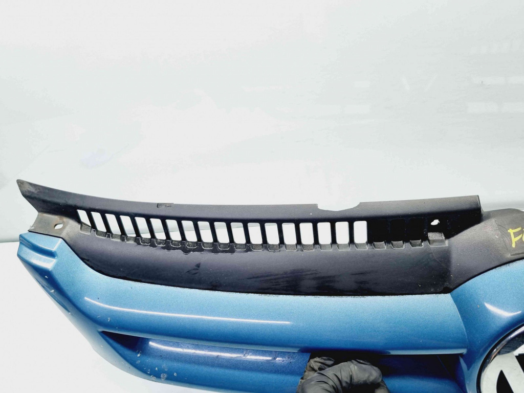 Grila bara fata Volkswagen Golf 5 Plus (5M1) [Fabr 2005-2008] 5M0853655A