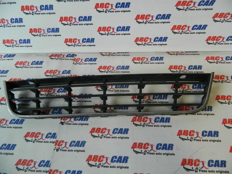 Grila bara fata Volkswagen Passat 2000-2005 3C0853677