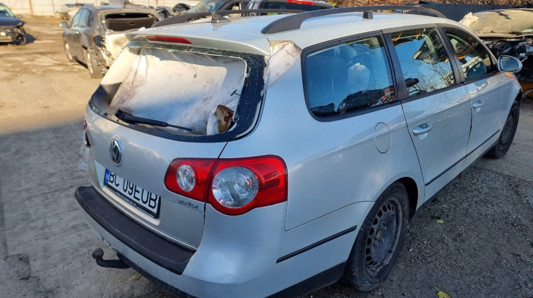 Grila bara fata Volkswagen Passat B6 2010 break 2.0tdi CBA