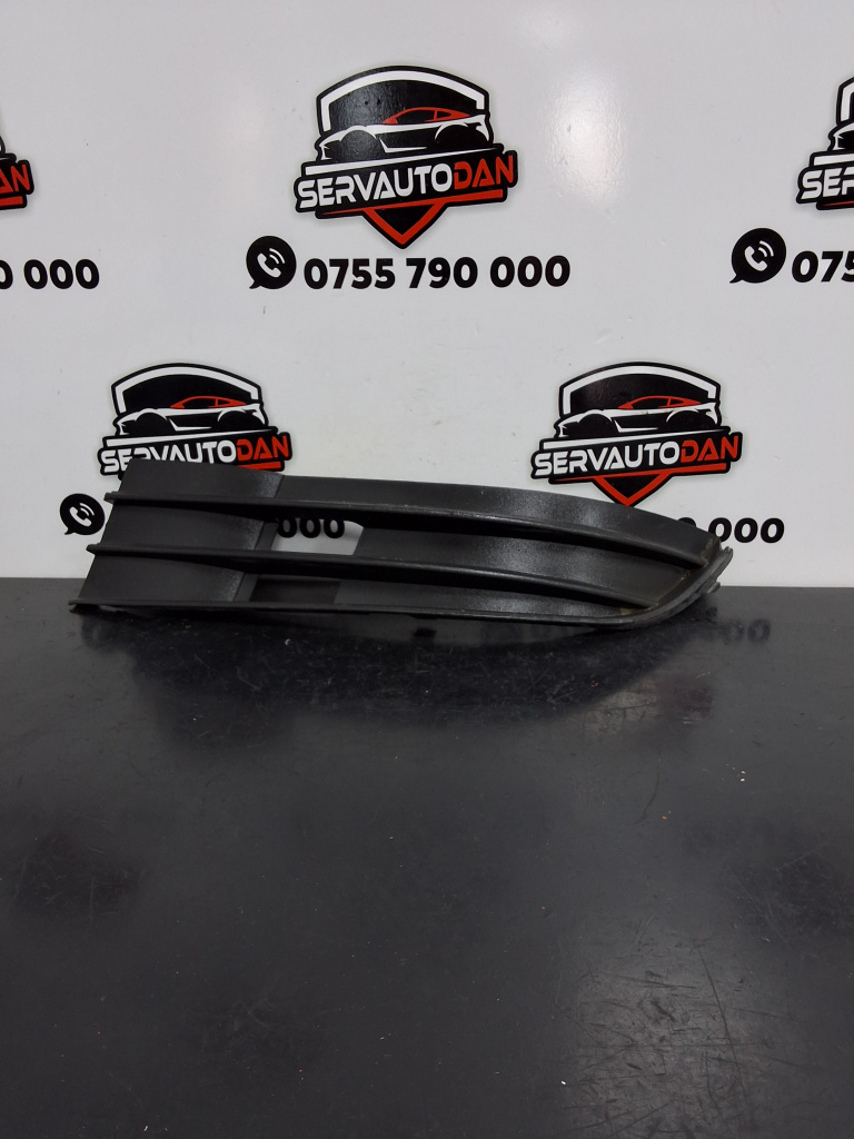 Grila bara fata Volkswagen Touran facelift (2006-2010) 2.0 Motorina 2009, 1T0853665E