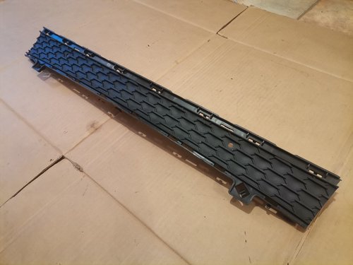Grila bara Mercedes GLE W167 AMG (2019-2020) cod A1678858005