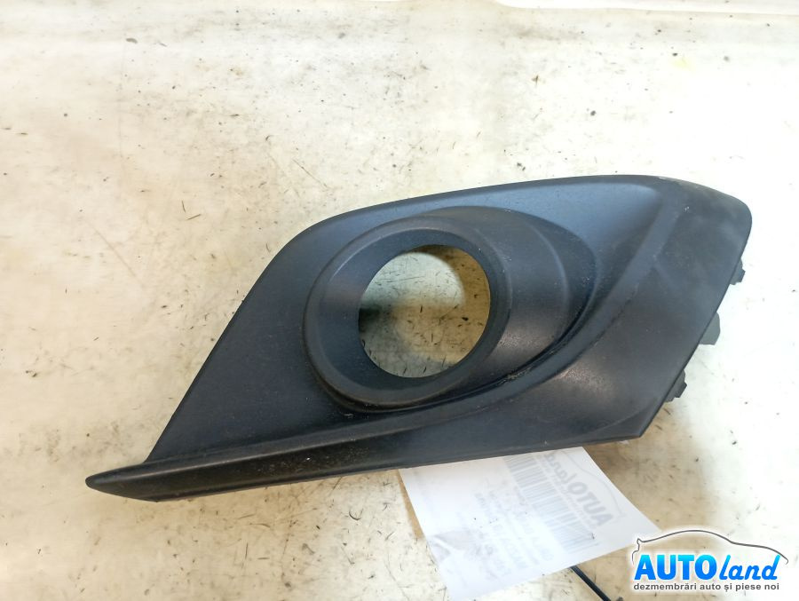 Grila Bara Model cu Proiector Partea Dreapta Mazda 3 Berlina 2013