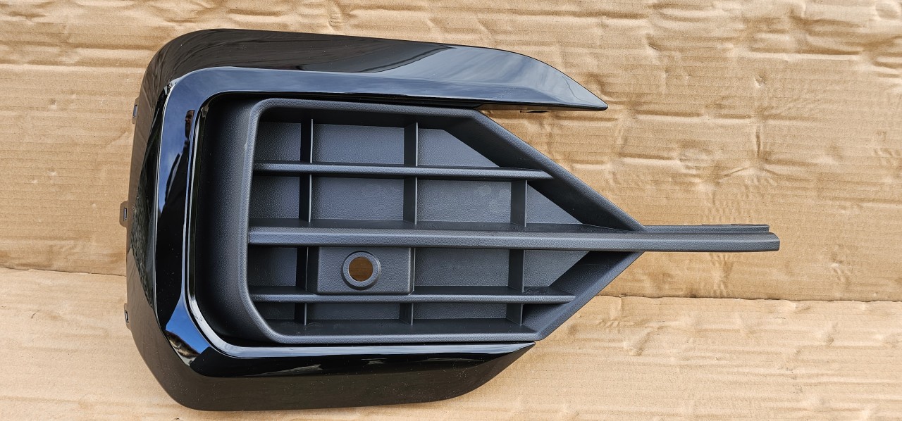 Grila bara proiector dreapta VW Touareg CR 2018 2019 2020