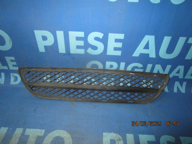 Grila bara protectie BMW E90 2007; 7154556 (centru)