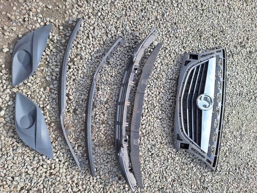Grila bara radiator spoiler senzor parcare cablaj Opel Meriva B