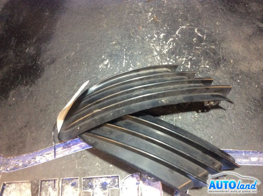 Grila Bara St+dr fara Proiectoare Citroen C4 LC 2004