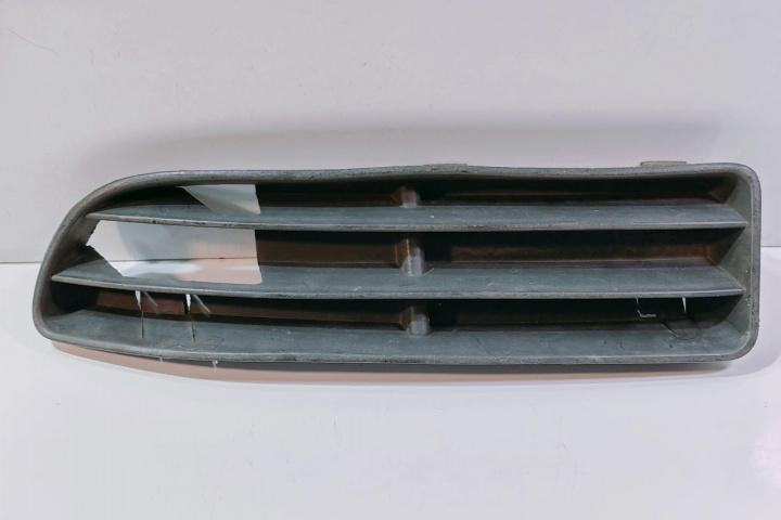 Grila bara stanga 1J5853665B Volkswagen VW Golf 4 [1997 - 2006]