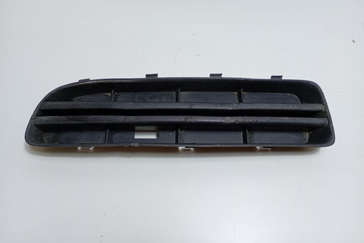Grila bara stanga 1U0807367C Skoda Octavia [facelift] [2000 - 2010]