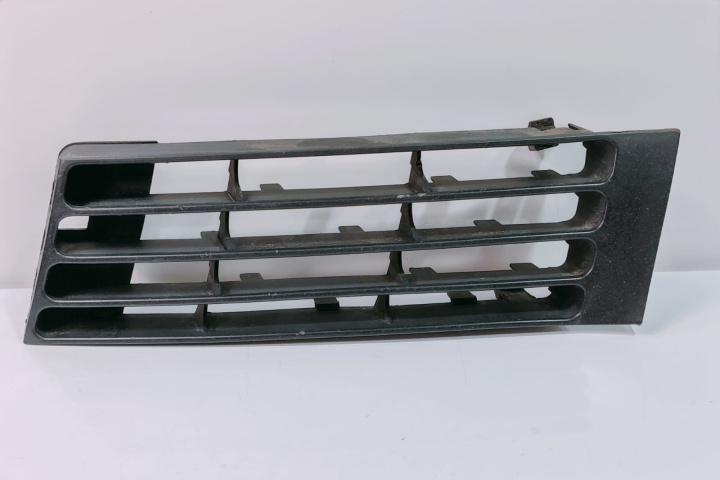 Grila bara stanga 8D0807345AA Audi A4 B5 [facelift] [2000 - 2001]