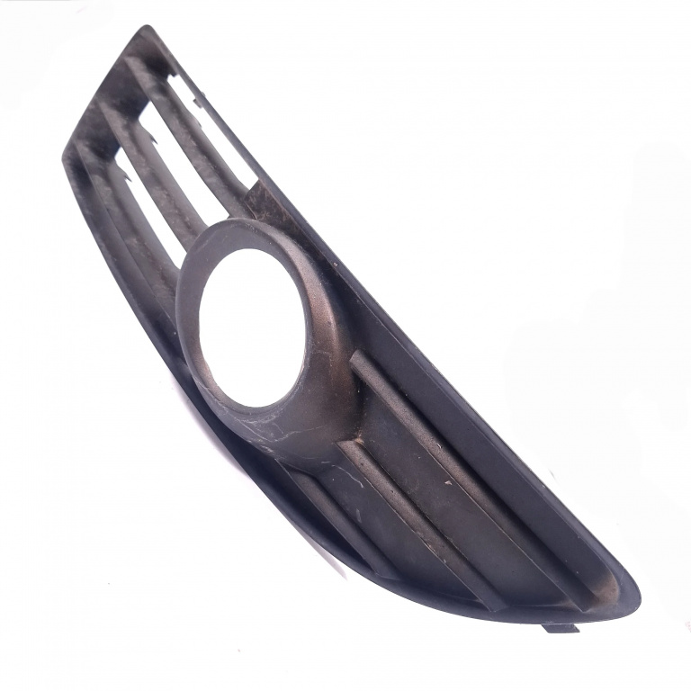 Grila Bara Stanga Audi A4 B6 (8E) 2000-2004 8H0807681