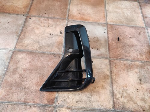 Grila bara stanga BMW X3 G01 (2017-2021) cod 5111 8081201