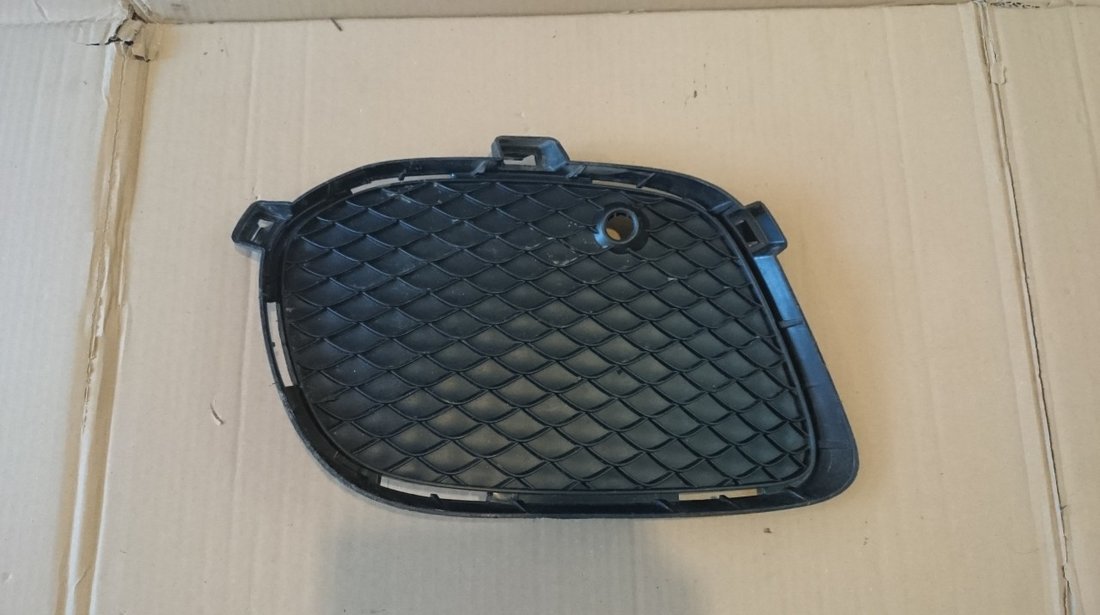 Grila bara stanga Mercedes GLE, W166 cod A2928855322