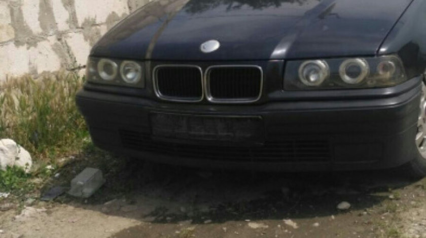 GRILA BMW E36 318 TDS