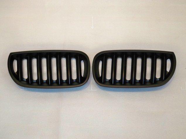 GRILA BMW X3 E83 03-07 NEGRU LUCIOS BW18B