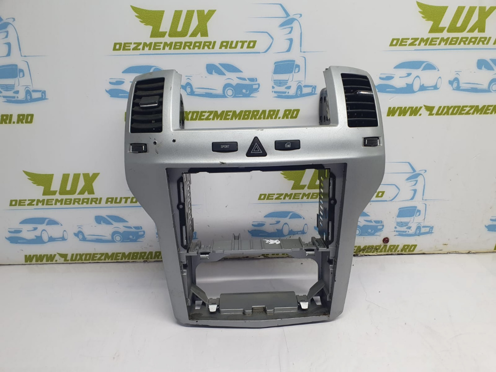 Grila bord 13111874 Opel Zafira B [2005 