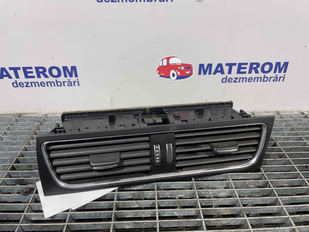 GRILA BORD AUDI A5 A5 - - (2011 2016)