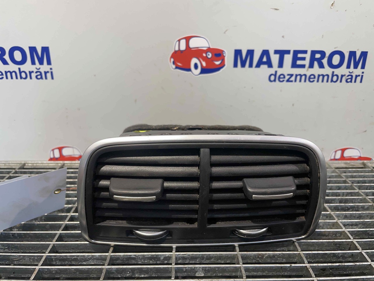 GRILA BORD AUDI A6 A6 2.0 TDI - (2011 2015)