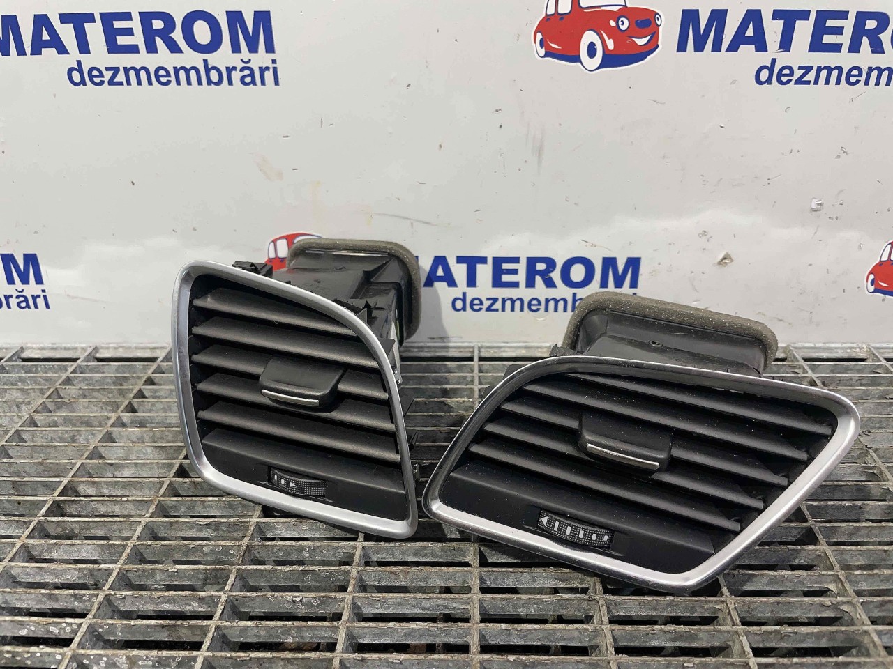 GRILA BORD AUDI Q3 Q3 - - (2011 2015)