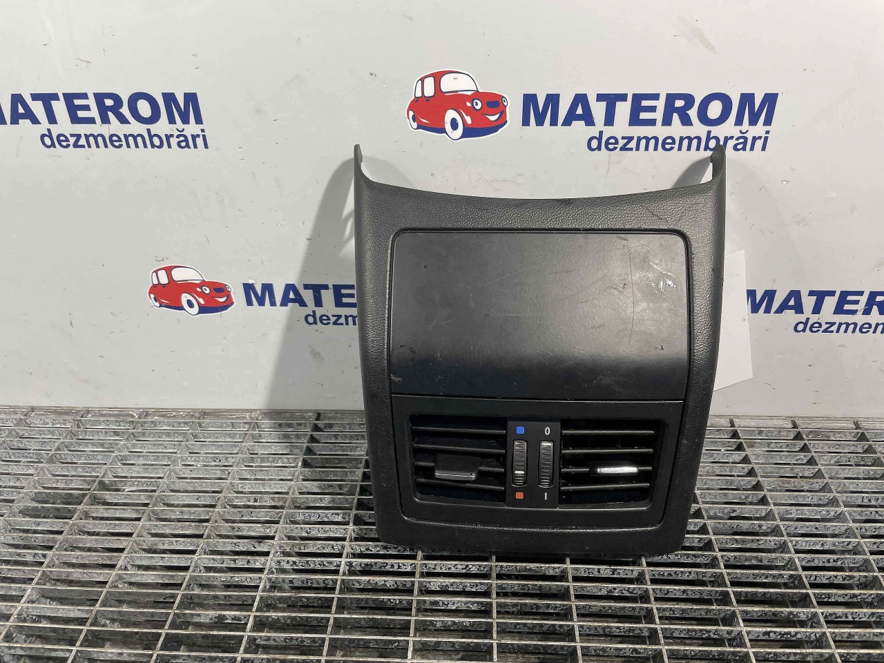 GRILA BORD BMW SERIA 3 E 90 SERIA 3 E 90 2.0 D - (2007 2012)
