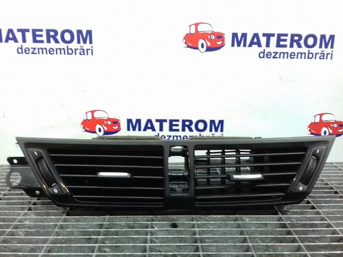 GRILA BORD BMW X1 2.0 D - (2009 2015)