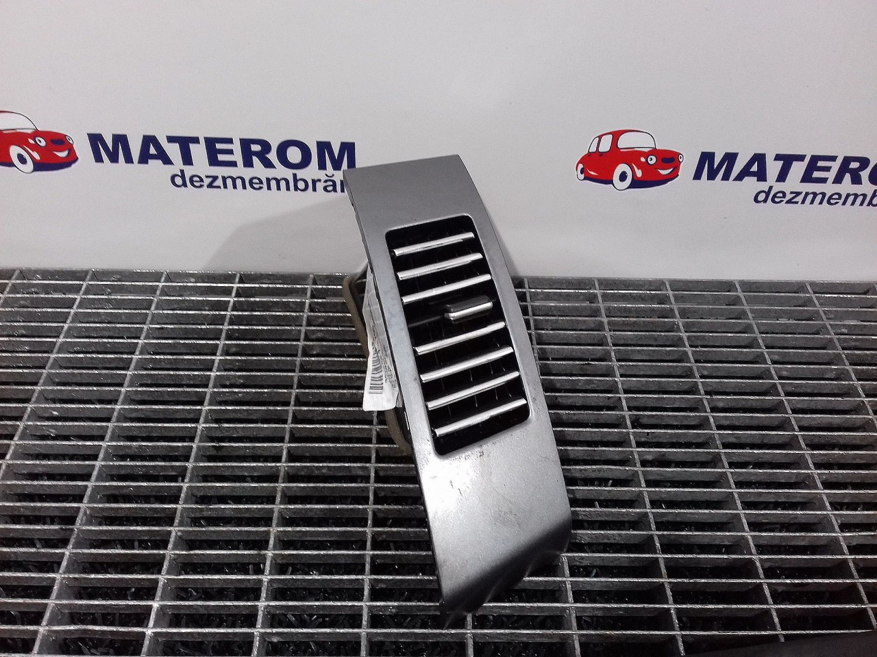 GRILA BORD CITROEN C-CROSSER - - (2007 2012)