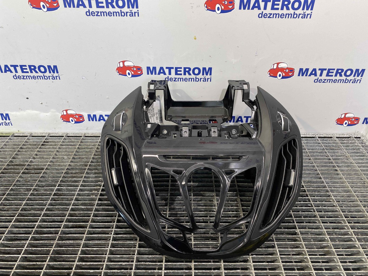 GRILA BORD FORD B-MAX B-MAX - - (2012 2017)