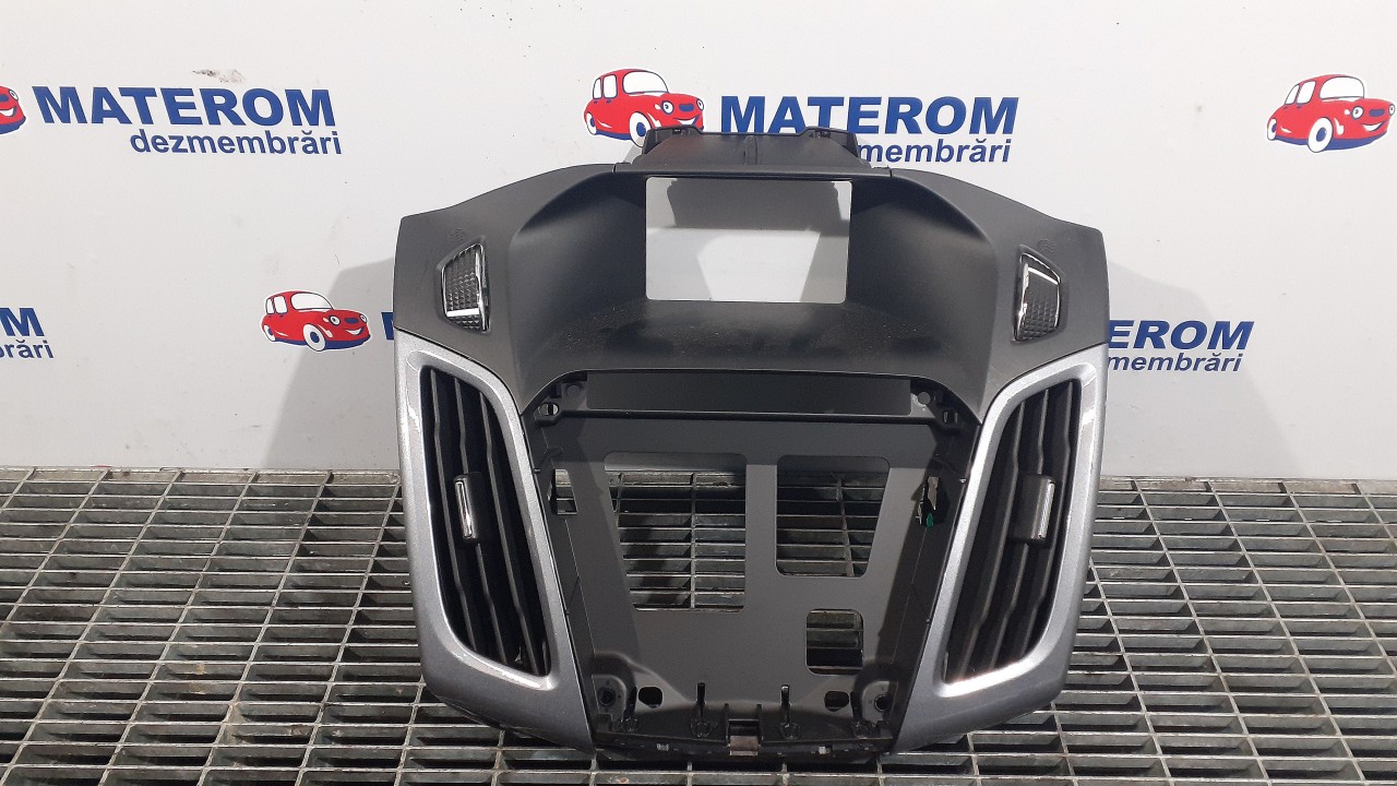 GRILA BORD FORD FOCUS - - (2011 2014)