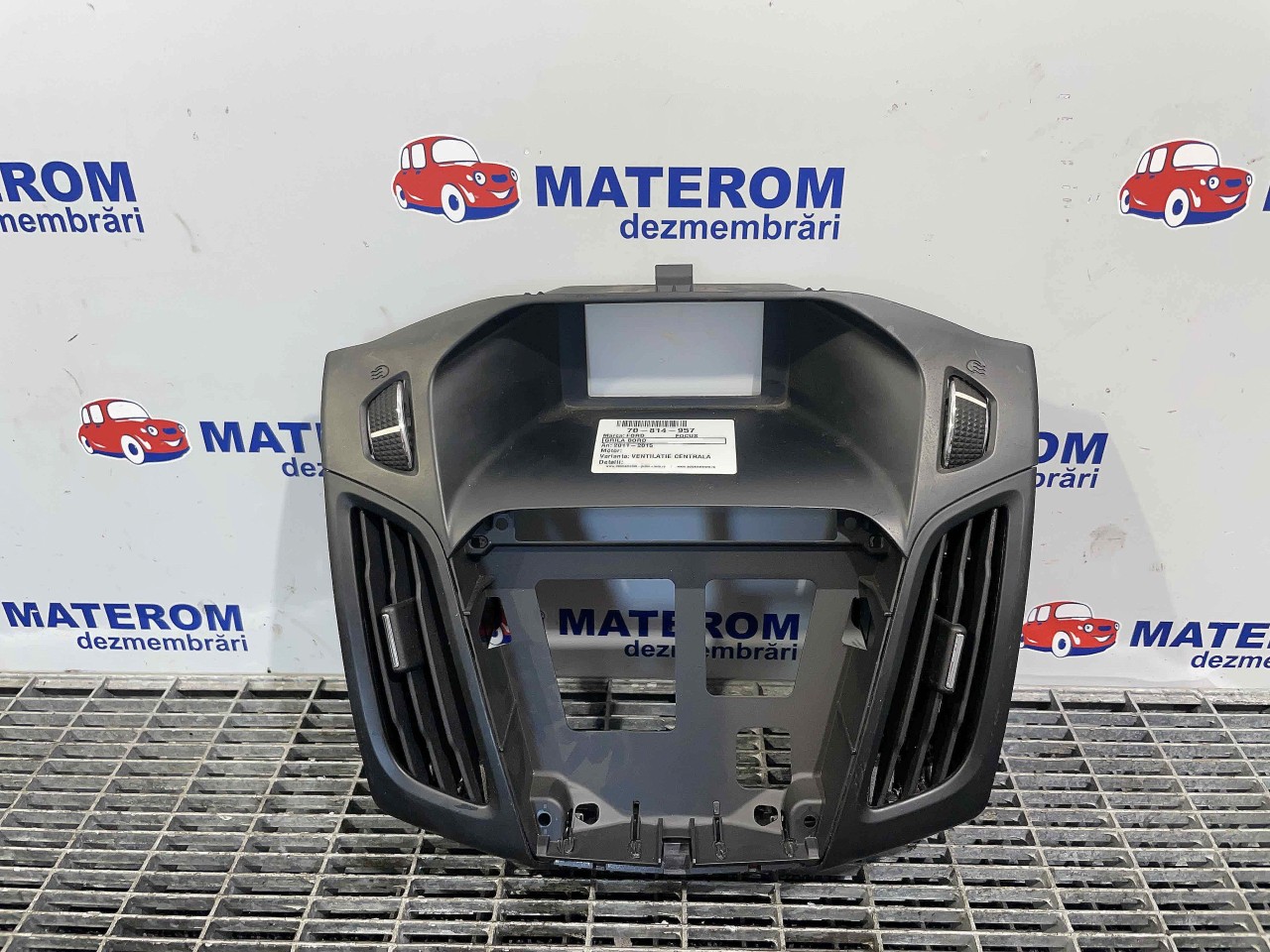 GRILA BORD FORD FOCUS - - (2011 2014)