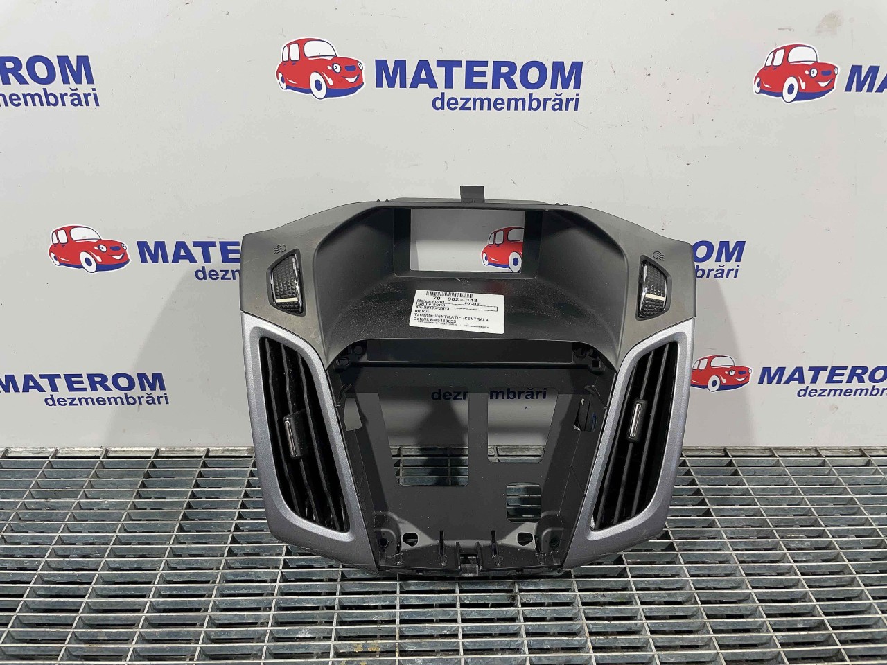 GRILA BORD FORD FOCUS FOCUS - - (2011 2014)
