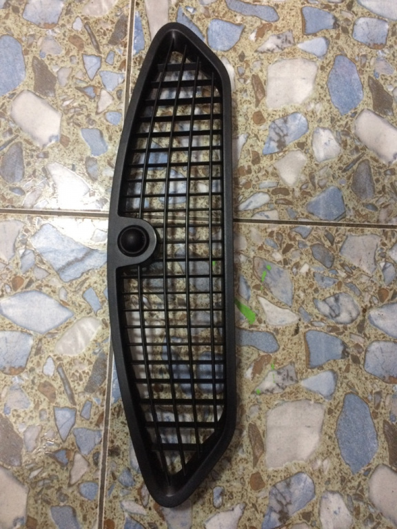Grila bord Ford Mondeo MK4 [2007 - 2010] Liftback 2.0 TDCi DPF AT (140 hp) MK4 (BA7) TITANIUM