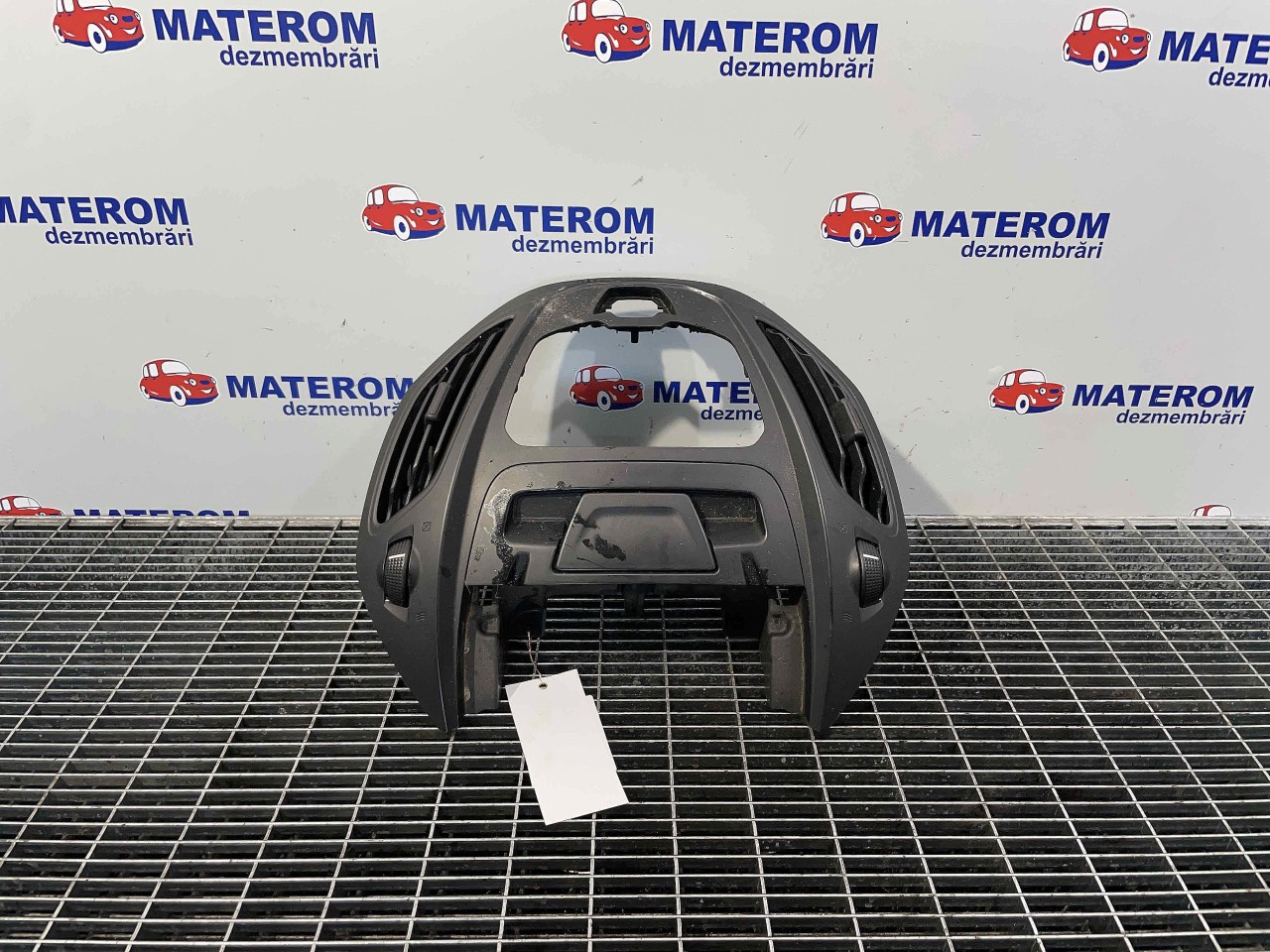 GRILA BORD FORD TRANSIT COURIER - - (201
