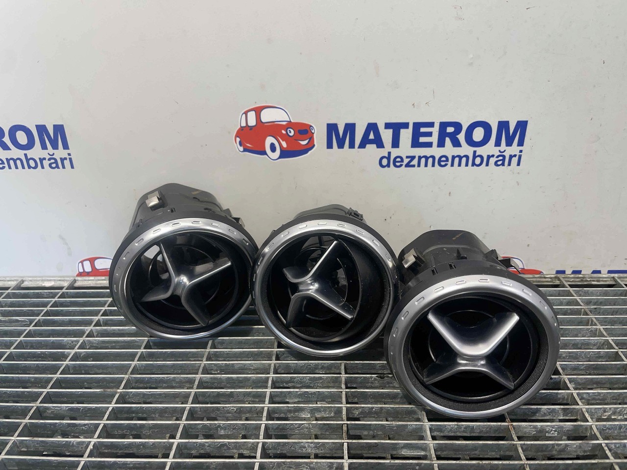 GRILA BORD MERCEDES GLA GLA - - (2013 2019)