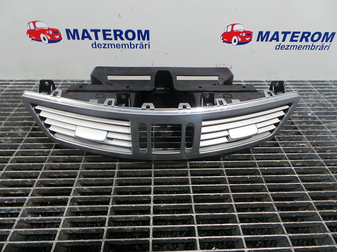 GRILA BORD MERCEDES S-CLASS - - (2006 20