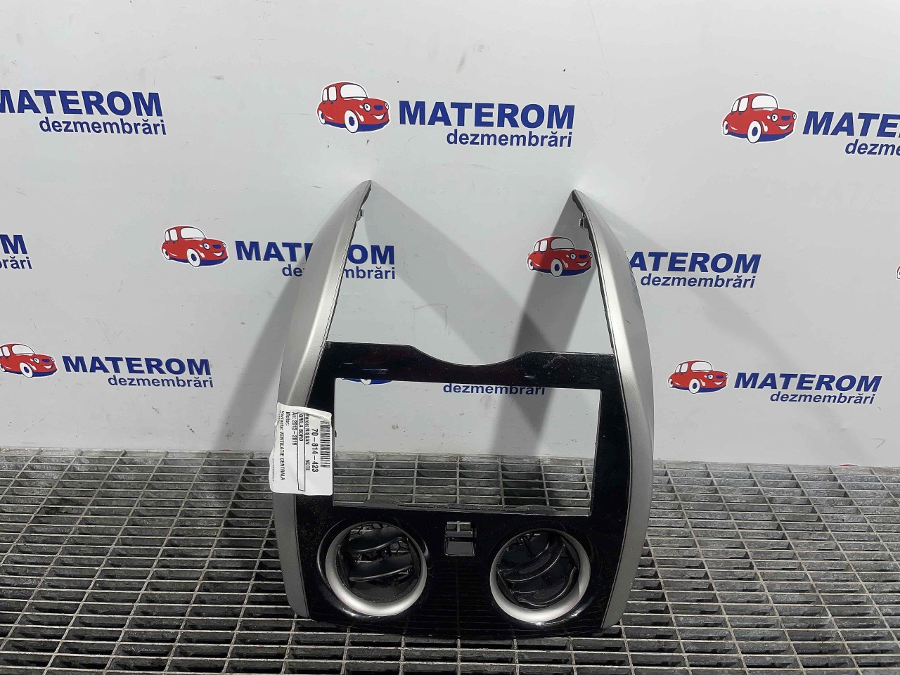 GRILA BORD NISSAN NOTE NOTE - - (2013 2019)