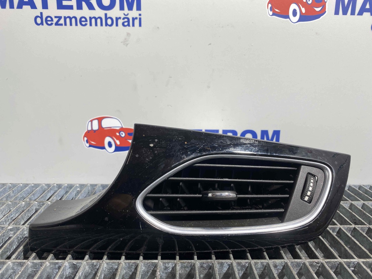 GRILA BORD OPEL ASTRA K - - (2015 2021)