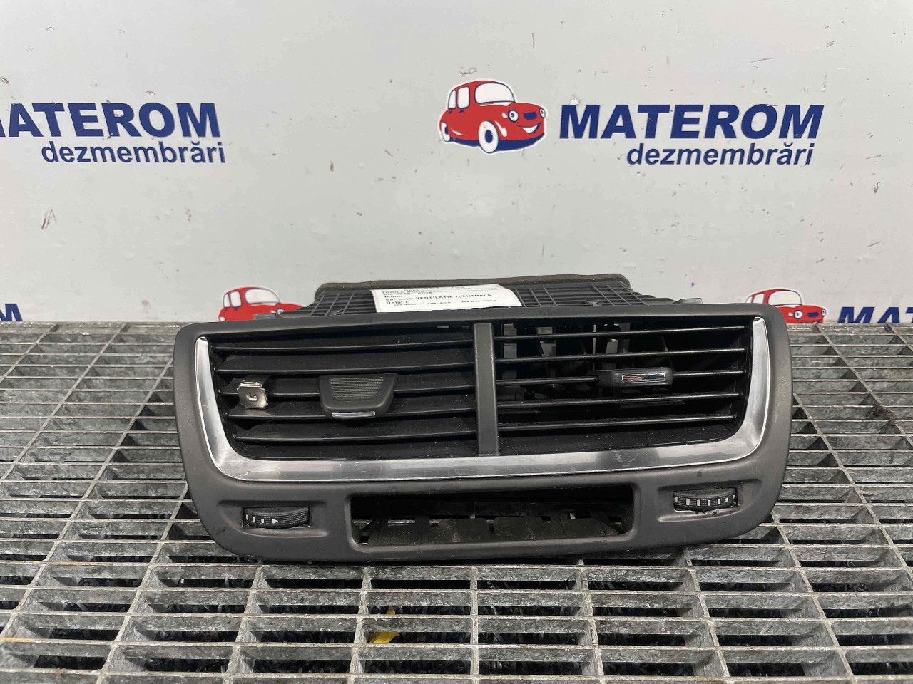 GRILA BORD OPEL MOKKA - - (2012 2016)